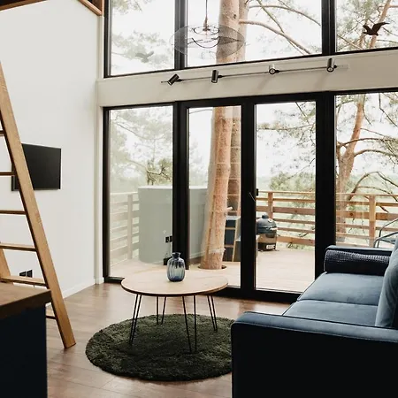 Treehouse Virs Bedugnes Jurbarkas Exterior photo