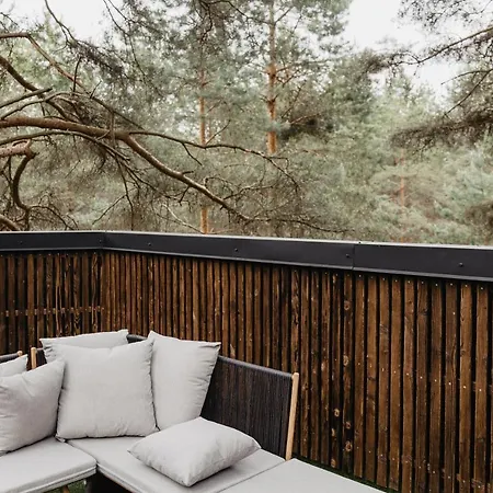 Treehouse Virs Bedugnes Jurbarkas Exterior photo