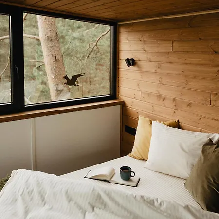 Treehouse Virs Bedugnes Jurbarkas Exterior photo